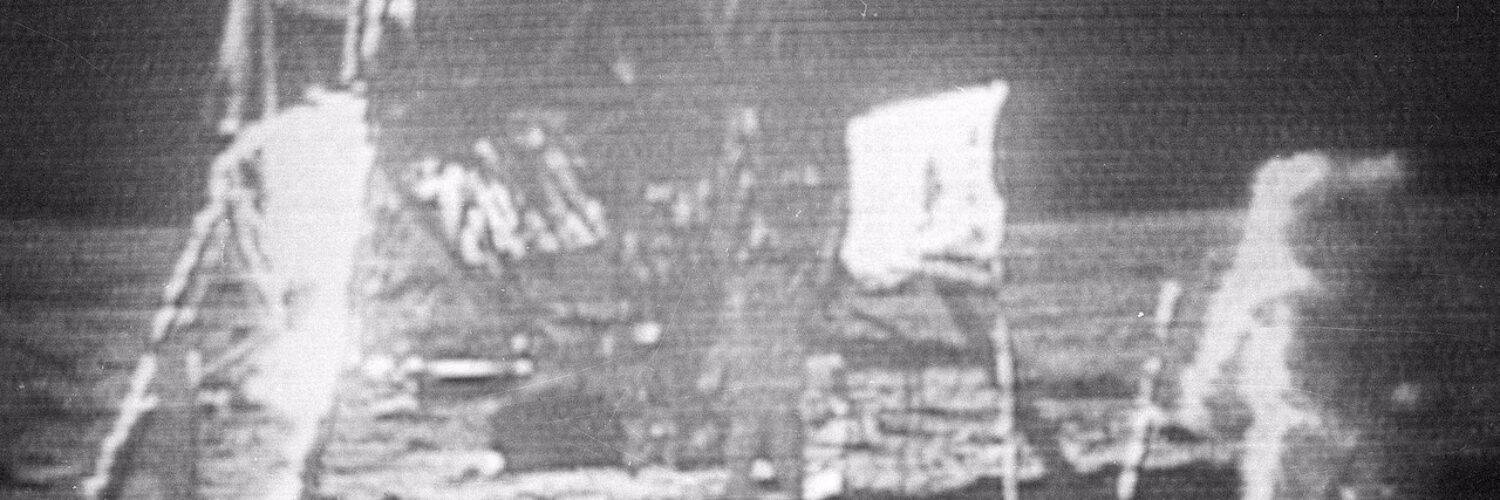 neil-armstrong-op-de-maan