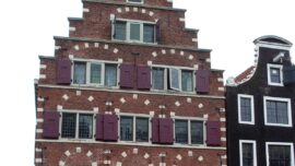 Het Wapen van Riga — Oudezijds Voorburgwal 14